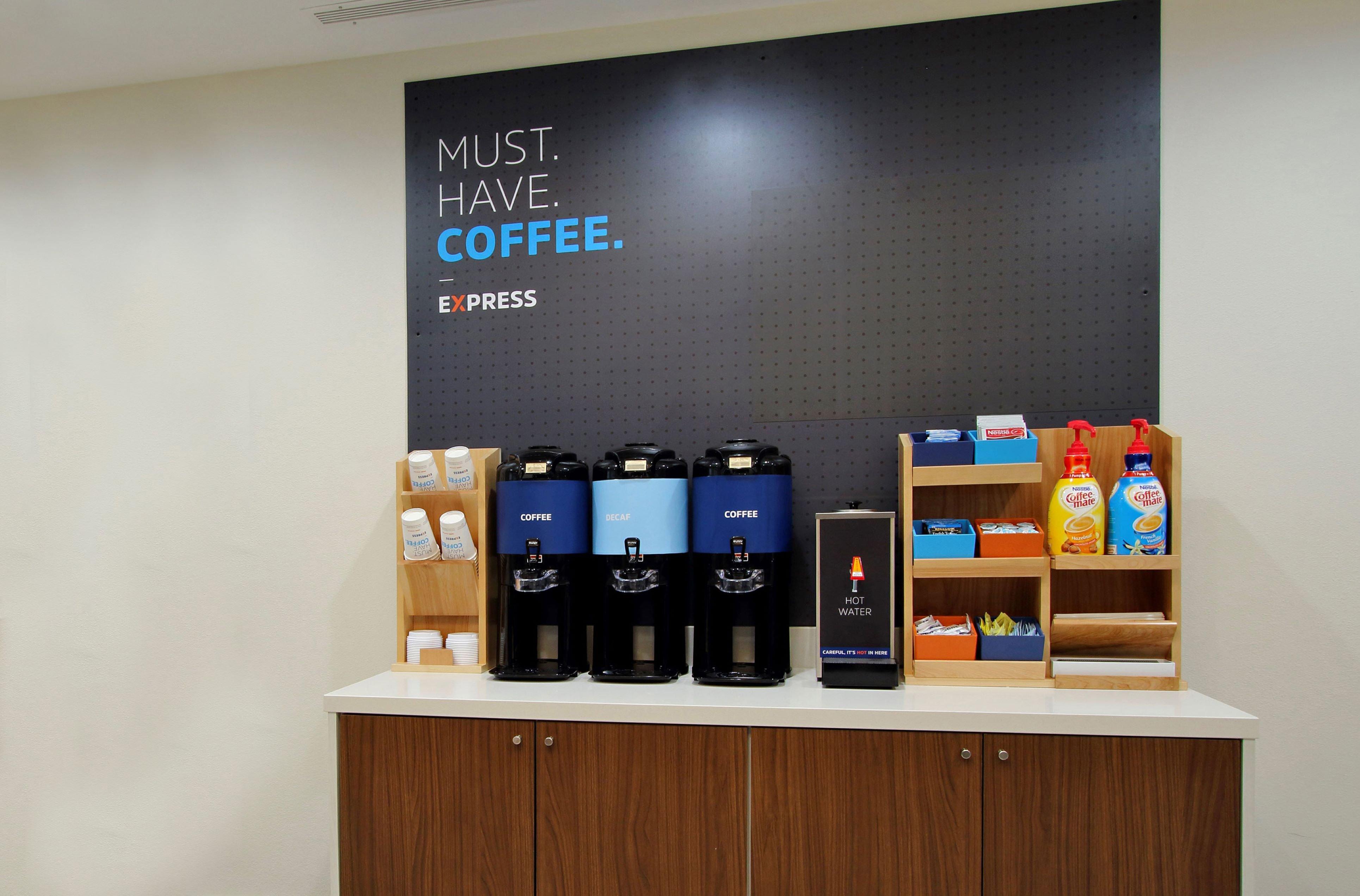 Holiday Inn Express & Suites Coldwater By Ihg Bagian luar foto